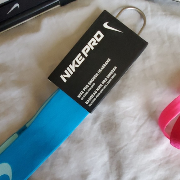 NEW Nike headband bundle - Picture 8 of 8